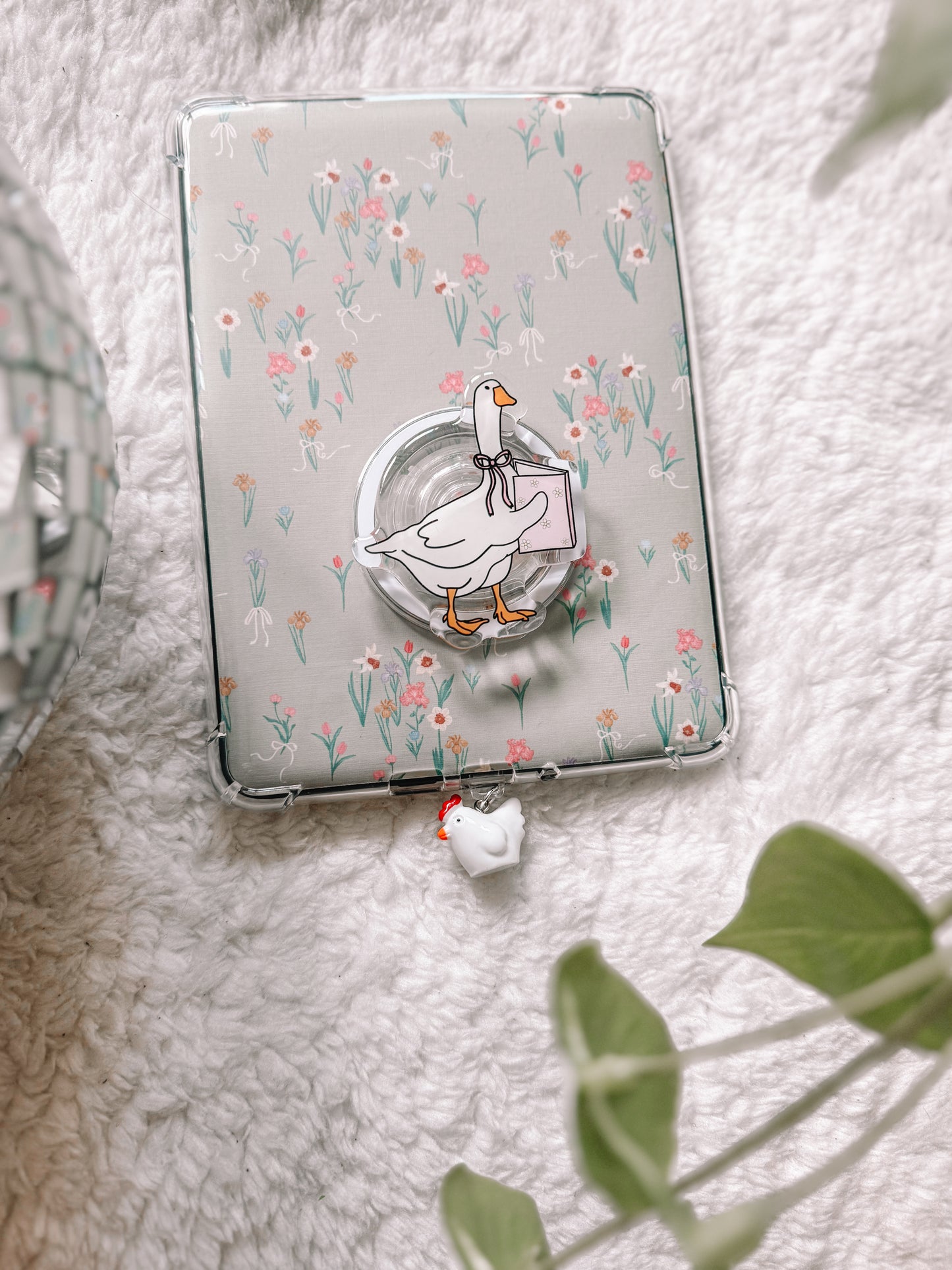 Kindle Charm, Spring and Summer Charms, Phone Charm, Ipad Charm, Usb C Charm, Bookish Merch, Kindle Accessories, Phone Accessories, USB-C Plug