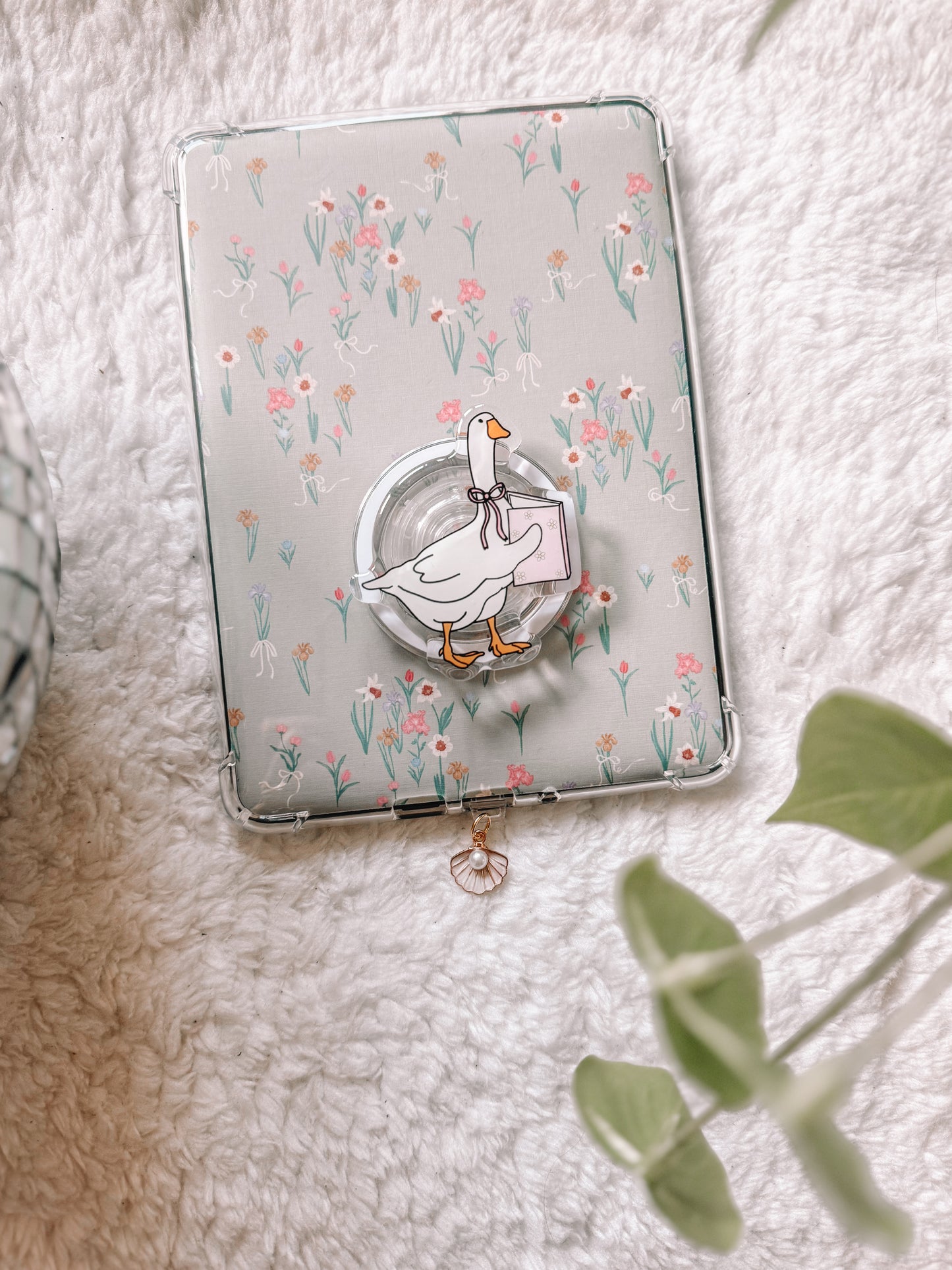 Kindle Charm, Spring and Summer Charms, Phone Charm, Ipad Charm, Usb C Charm, Bookish Merch, Kindle Accessories, Phone Accessories, USB-C Plug